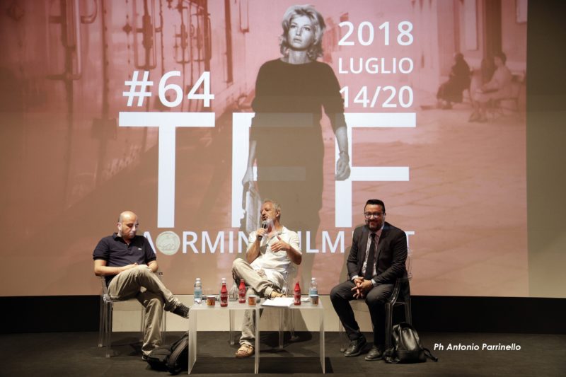 Taormina-Film-Fest-17-Luglio-2018-Foto-Pierfrancesco-Li-Donni-regista_-Ivan-Scinardo-giornalista_-Pasquale-Scimeca-Regista-800×533